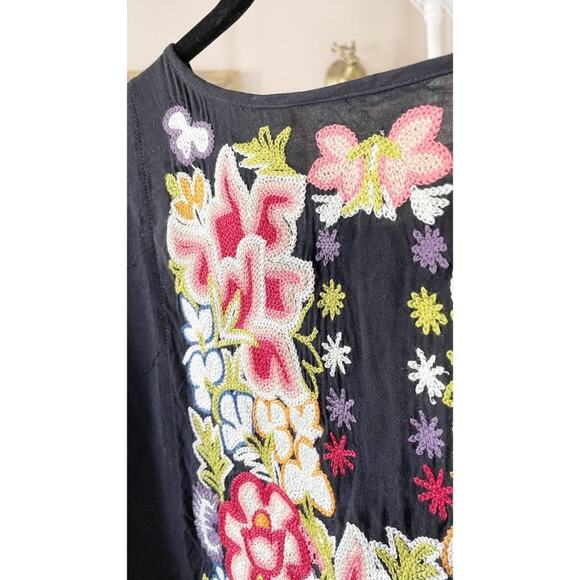 Tiny for Anthropologie Floral Embroidery Top Size Small - Picture 7 of 10